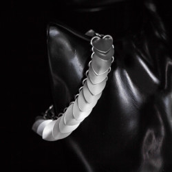 Šupináč jednobarevný - náramek