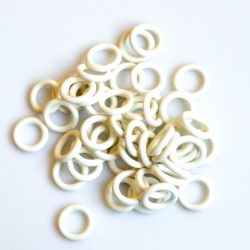Bílé gumové kroužky - 50 ks
